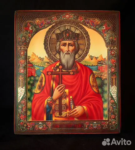 На память: Икона деревянная "Святой князь Владимир"