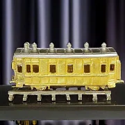 Сувенир «Вагон» с позолотой и никелированием — красивый подарок — фотография 1