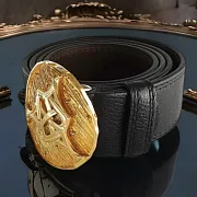 Мужской ремень из кожи «Орнамент» с золотой отделкой — красивый подарок — фотография 1
