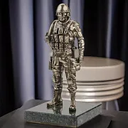 Статуэтка «Солдат Сил специальных операций» из бронзы — оригинальный подарок — фотография 1