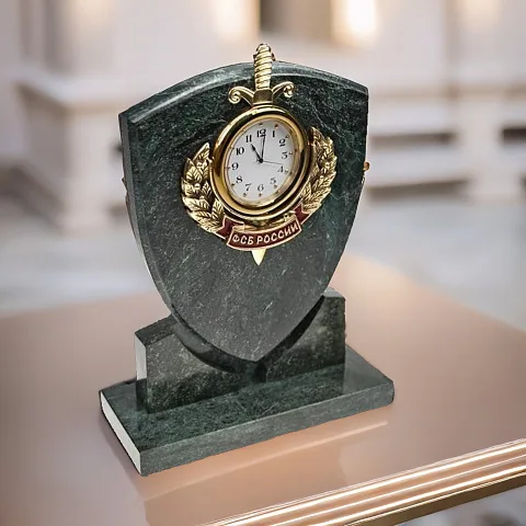 Часы «Щит ФСБ РФ» — оригинальный подарок