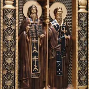 На память: Резная икона Кирилл и Мефодий — фотография 5