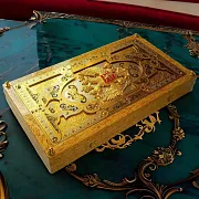 Деревянные нарды «Герб РФ» с позолоченной златоустовской гравюрой — красивый подарок — фотография 1